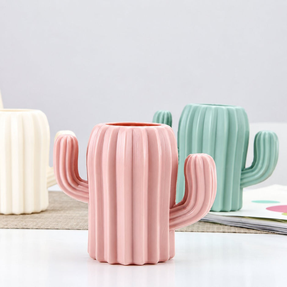 Vase Polyvalent en Plastique Européen