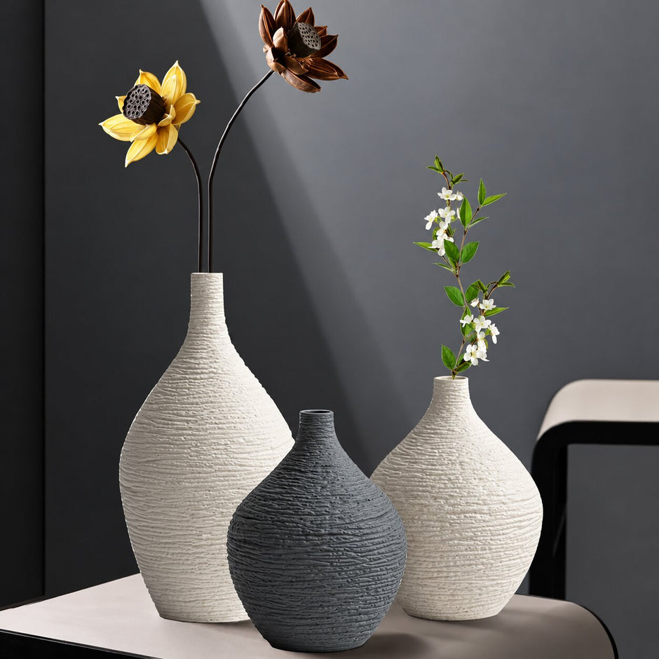 Vase en Céramique à Bouche Étroite