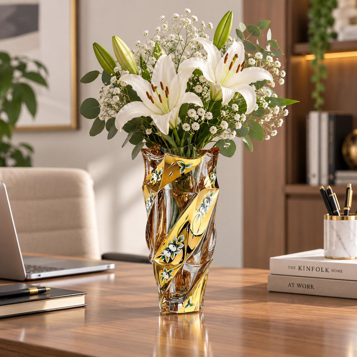 Vase en Cristal Émaillé Doré Importé de Tchéquie