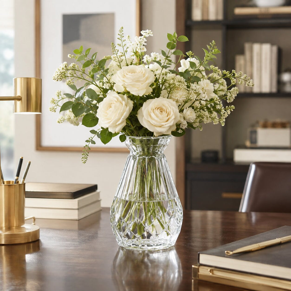 Vase en Cristal Taillé en Design Rétro pour Fleurs